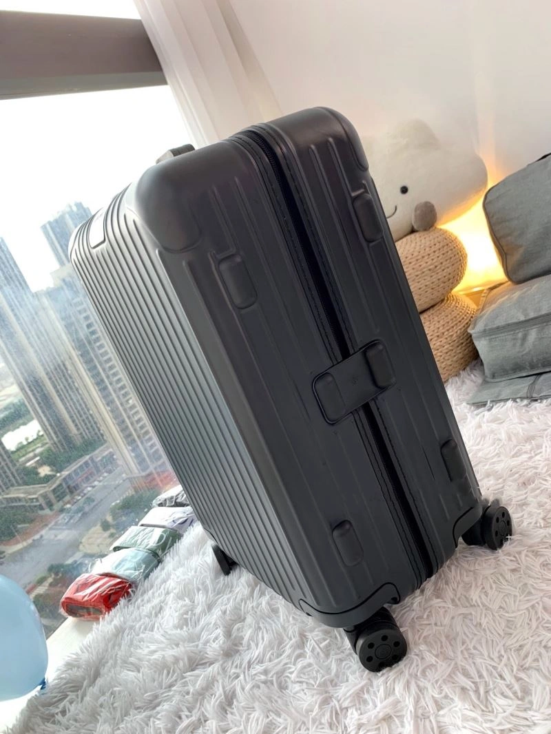 NewStyle Rimowa Suitcase 69400