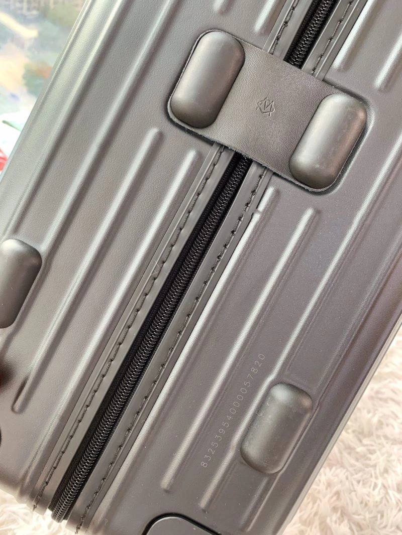 NewStyle Rimowa Suitcase 69400
