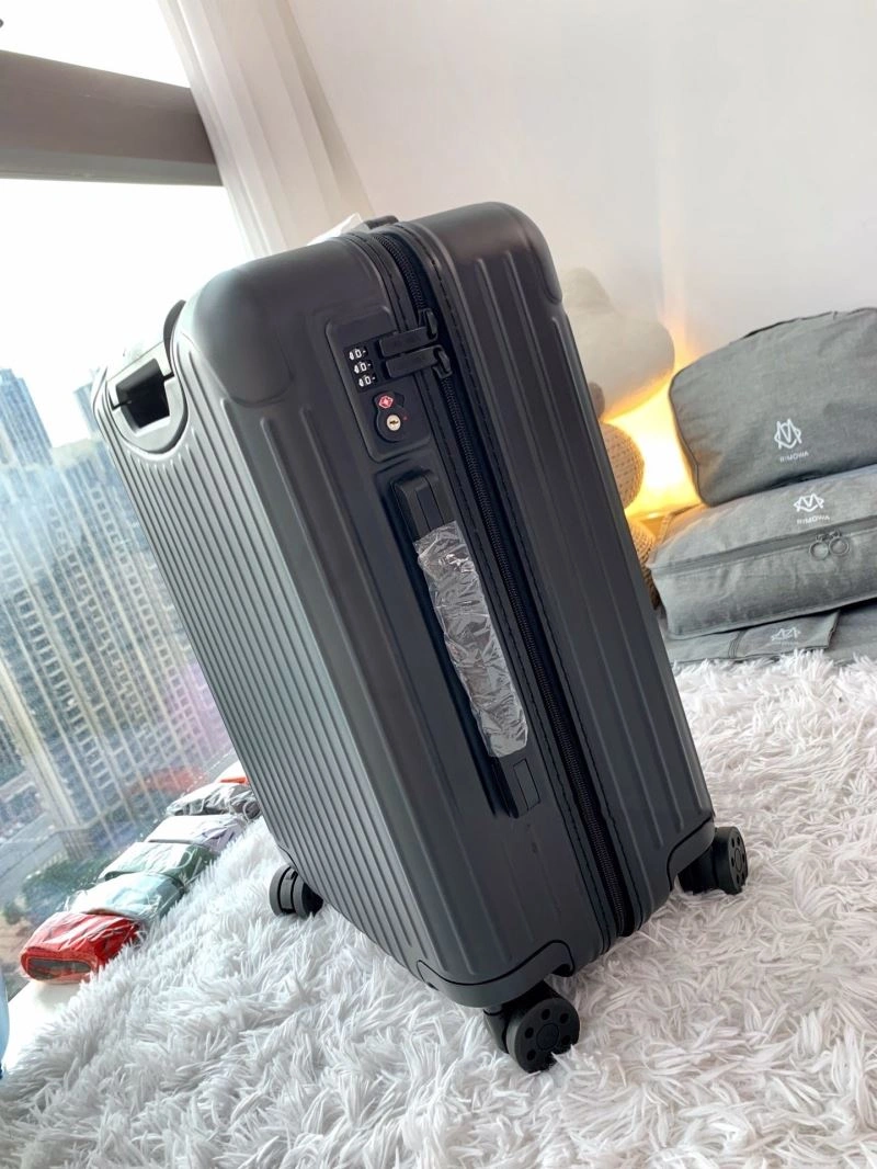 NewStyle Rimowa Suitcase 69400