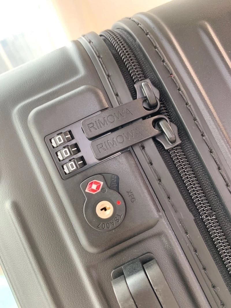 NewStyle Rimowa Suitcase 69400