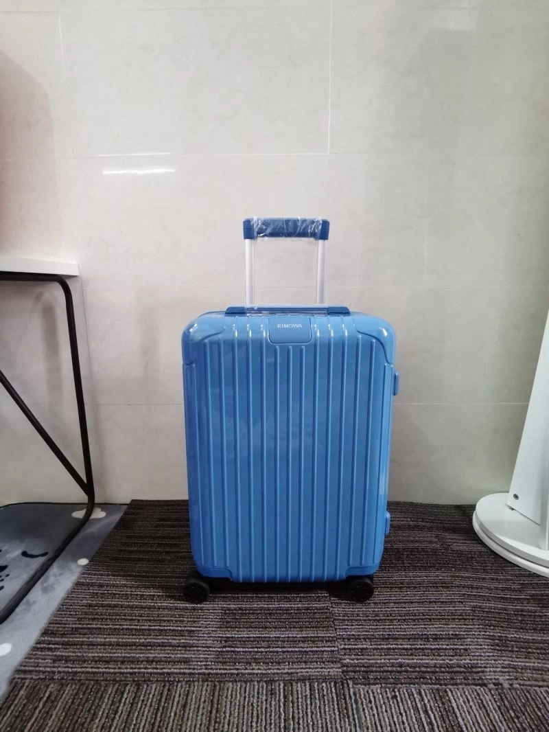 Rimowa Suitcase Supportive 69356