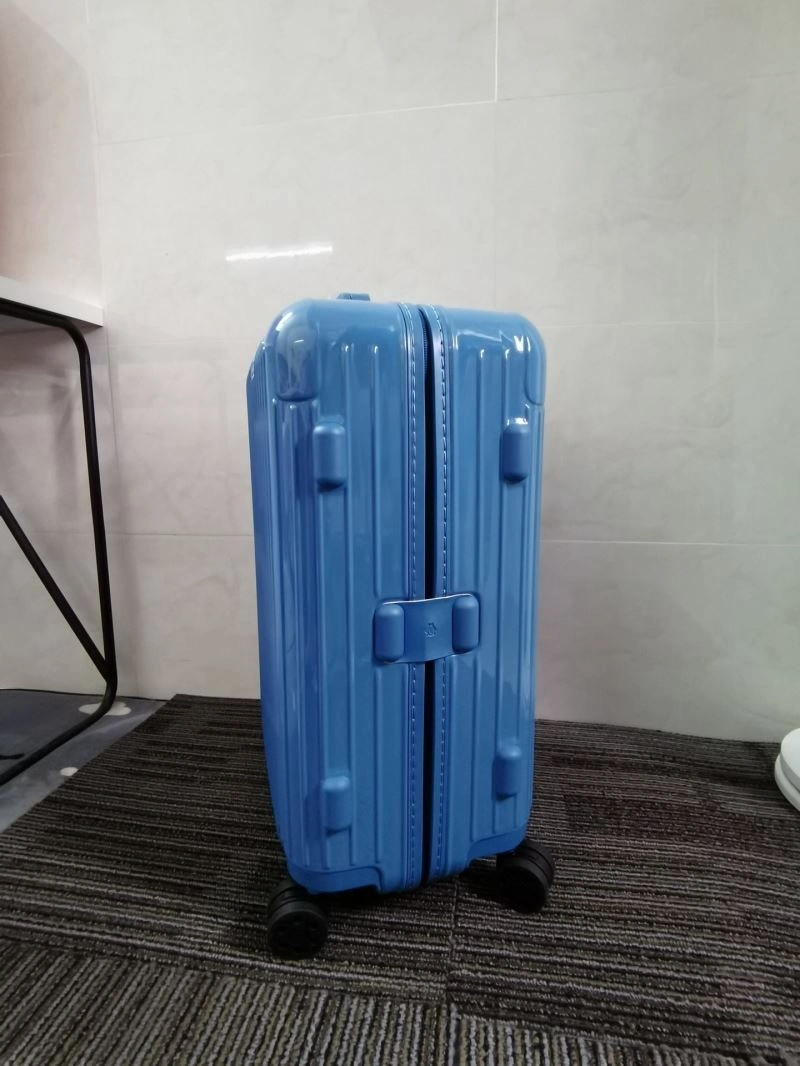 Rimowa Suitcase Supportive 69356