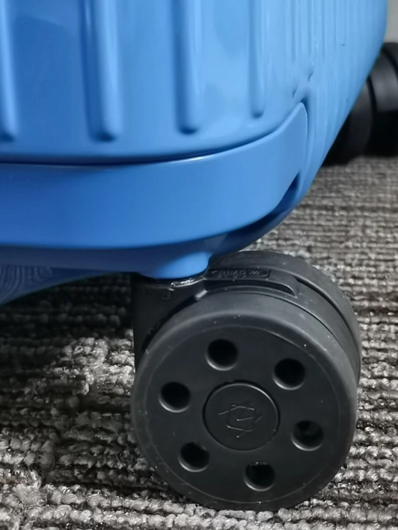 Rimowa Suitcase Supportive 69356