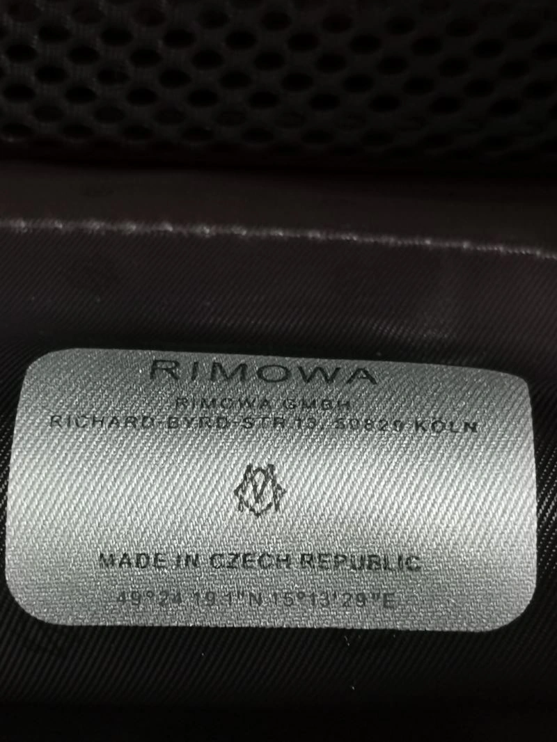 Rimowa Suitcase Supportive 69356