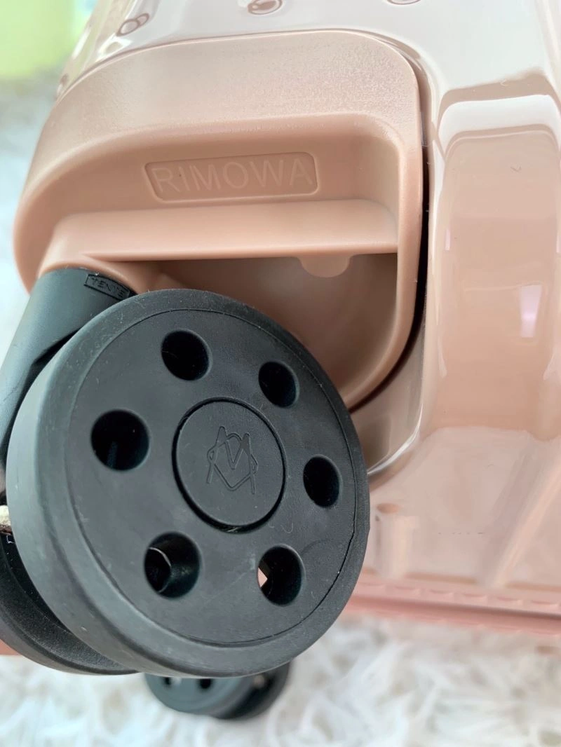Contemporary Rimowa Suitcase 69355