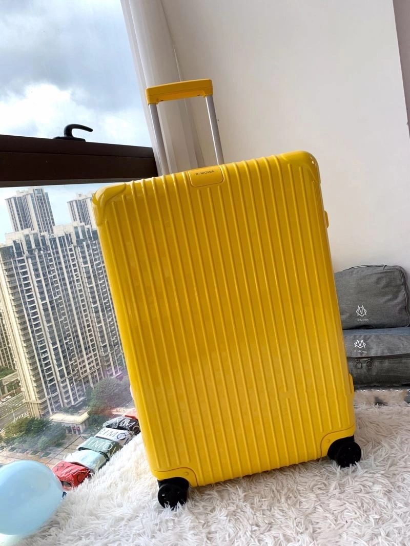 Rimowa Suitcase Reliable 69394