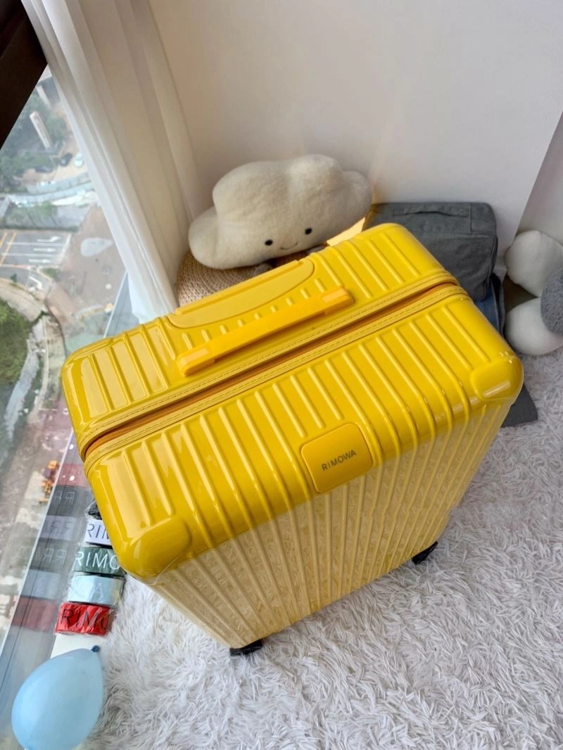 Rimowa Suitcase Reliable 69394