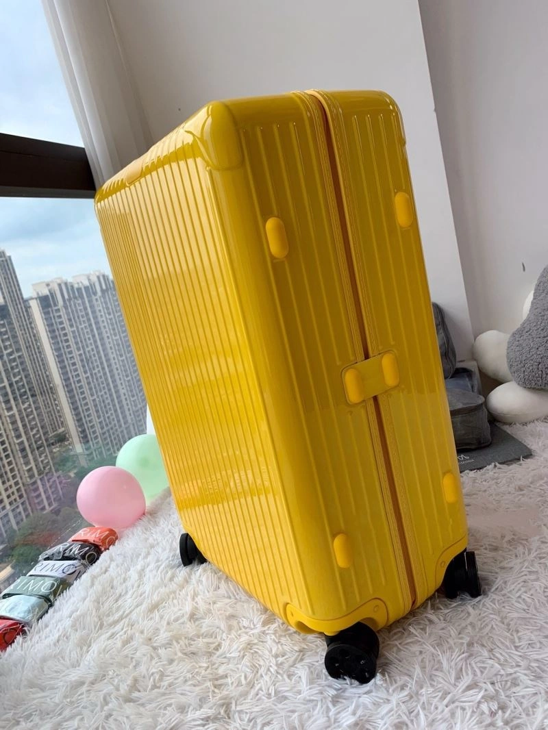 Rimowa Suitcase Reliable 69394