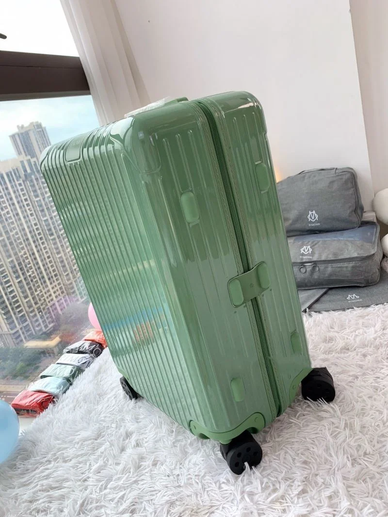 Rimowa Suitcase HighPerformance 37688