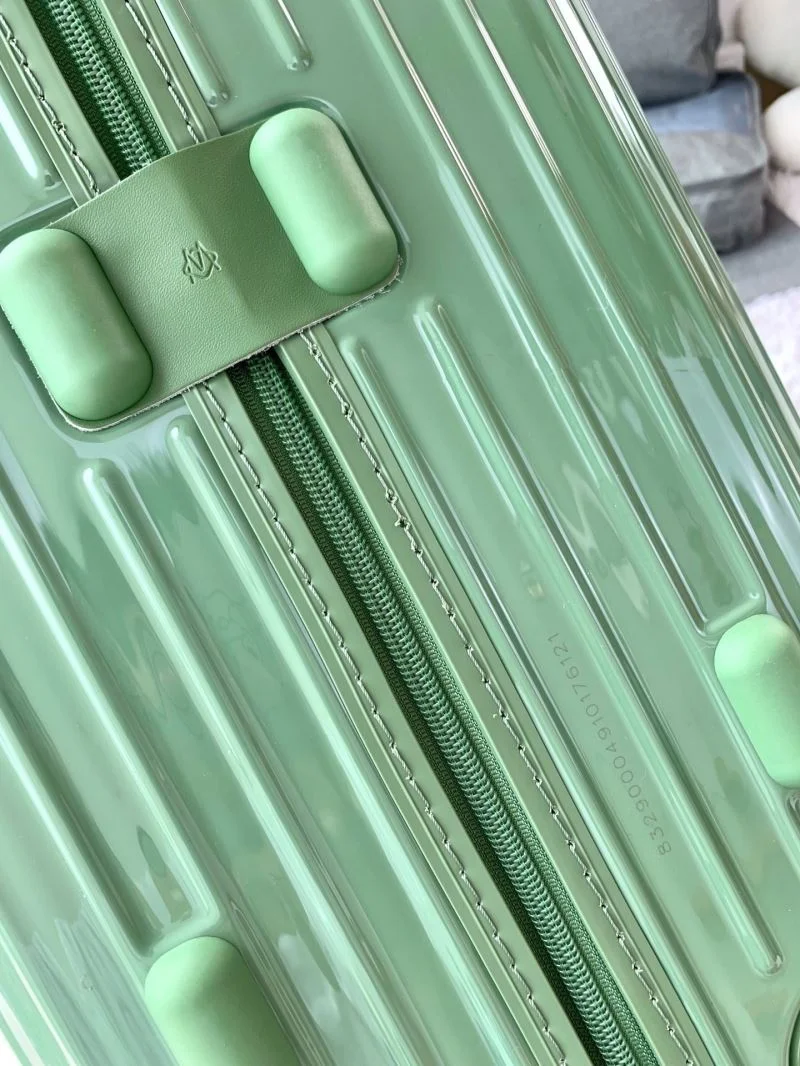Rimowa Suitcase HighPerformance 37688