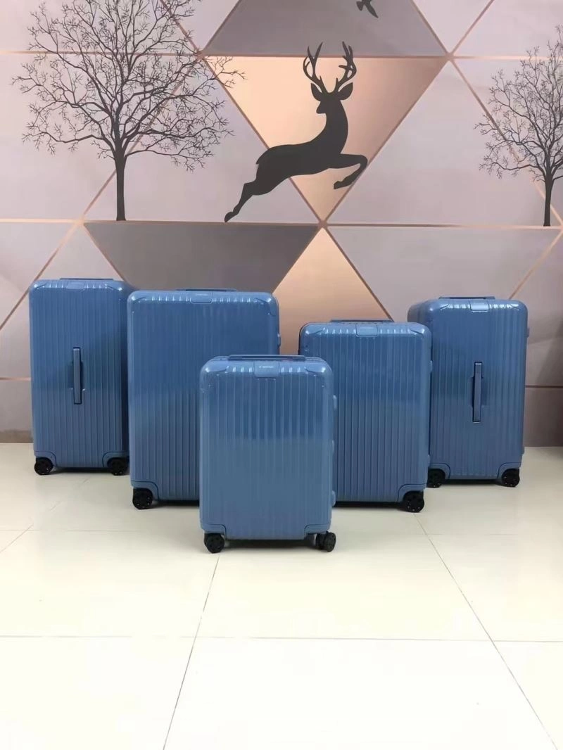 Rimowa Suitcase WellDesigned 69344