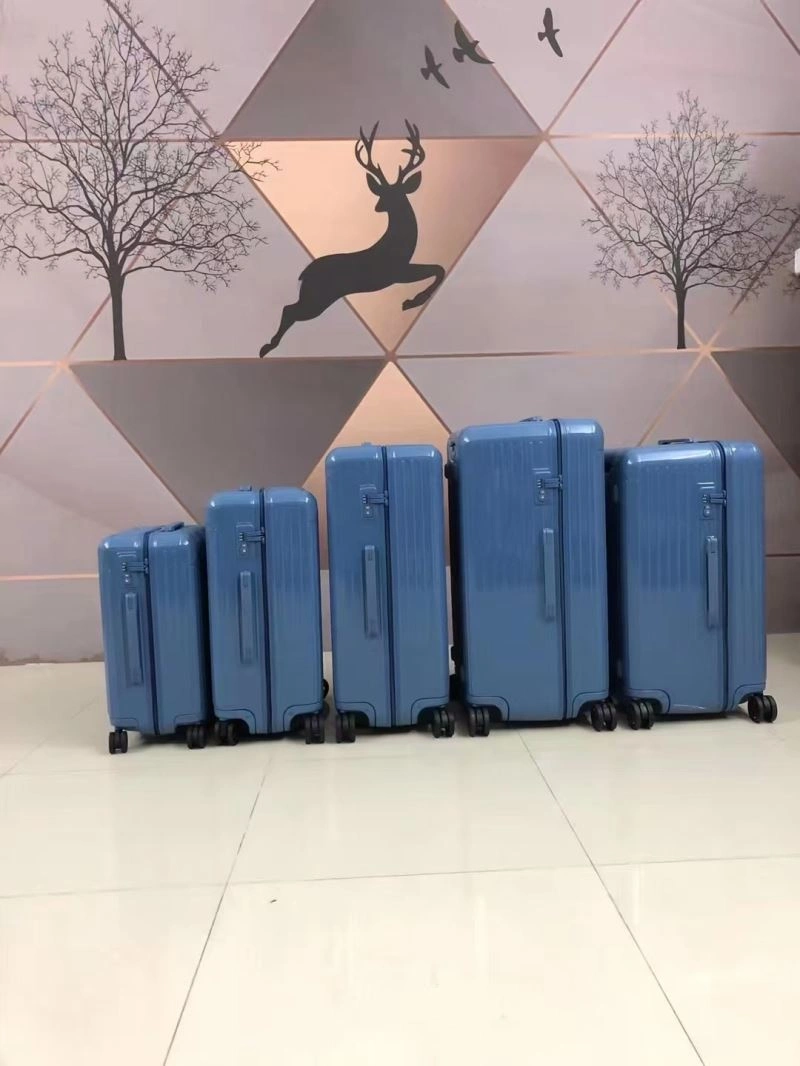 Rimowa Suitcase WellDesigned 69344