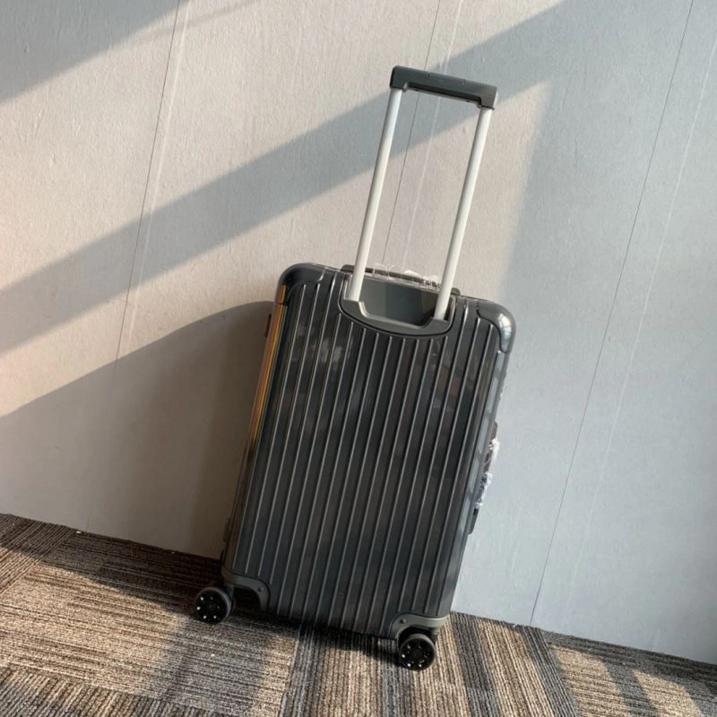 Rimowa Suitcase Resilient 69341