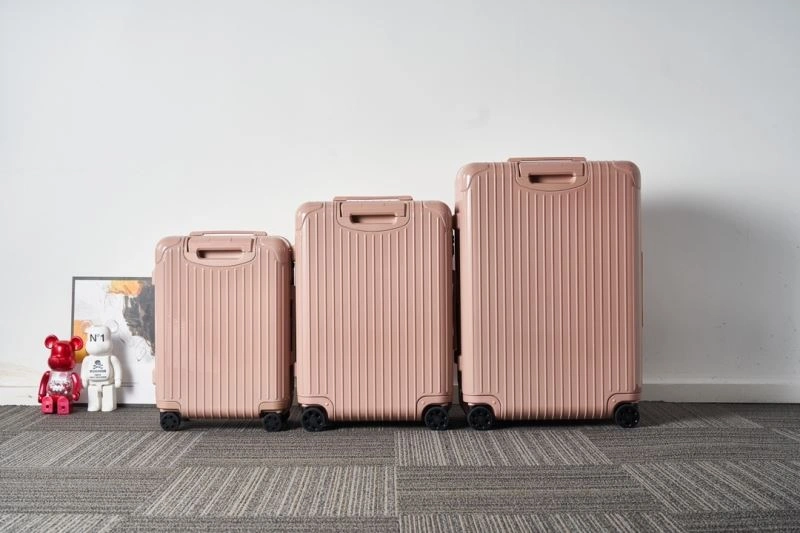 Rimowa Suitcase Timeless 69335