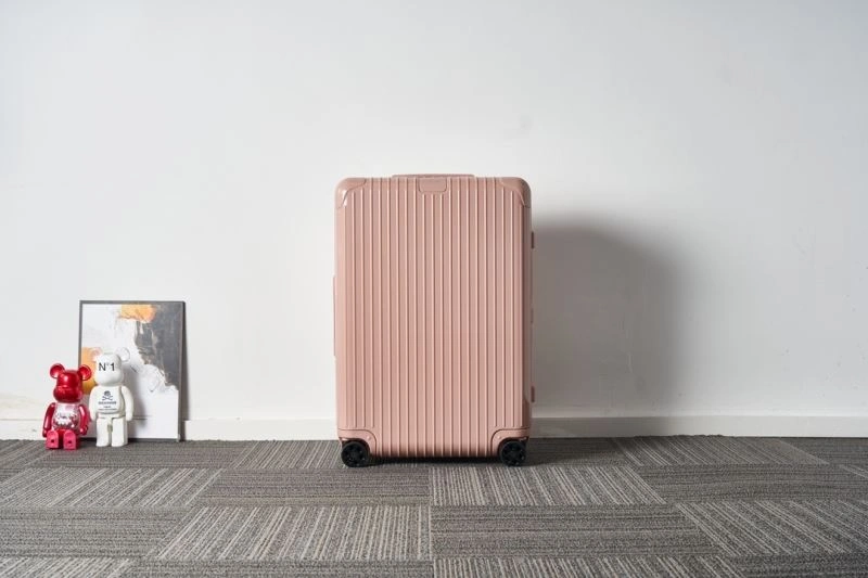 Rimowa Suitcase Timeless 69335
