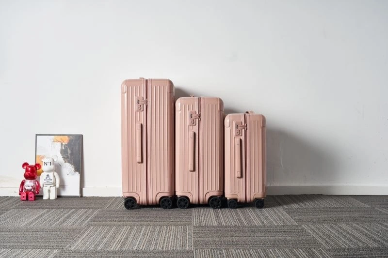 Rimowa Suitcase Timeless 69335