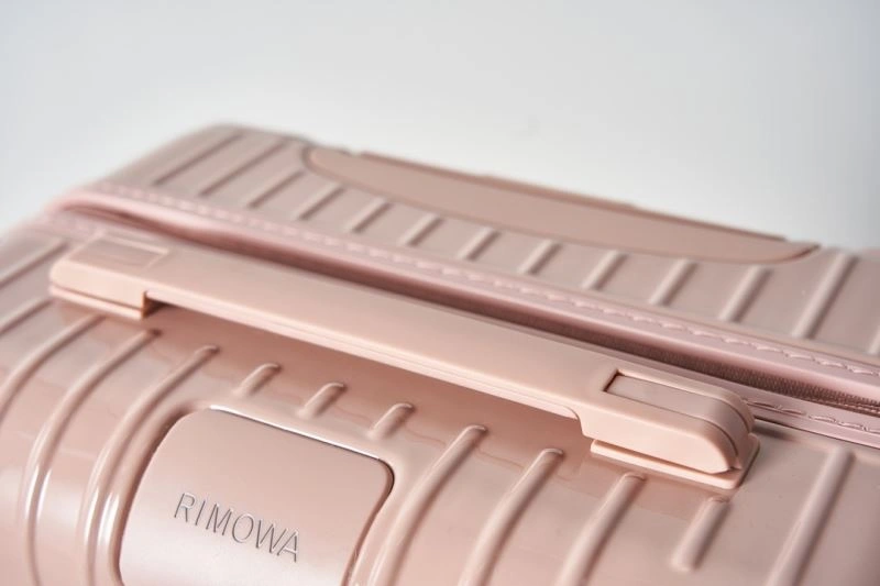 Rimowa Suitcase Timeless 69335