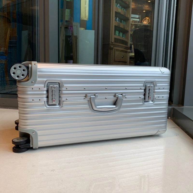 BestValue Rimowa Suitcase 69343