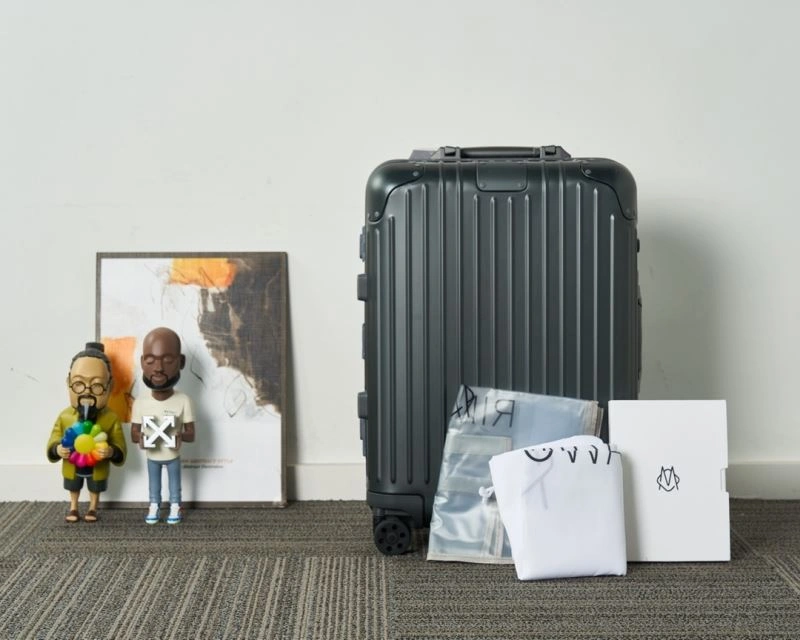 TravelReady Rimowa Suitcase 69336