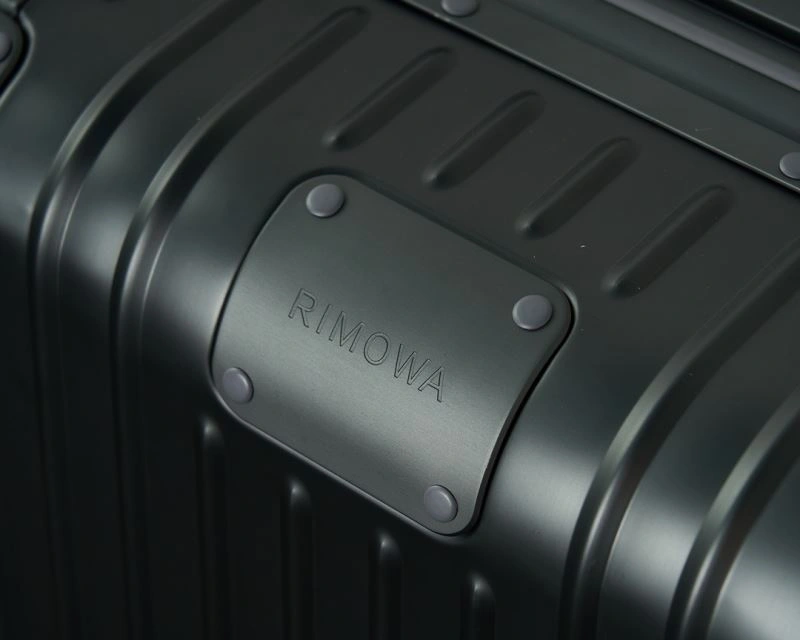 TravelReady Rimowa Suitcase 69336
