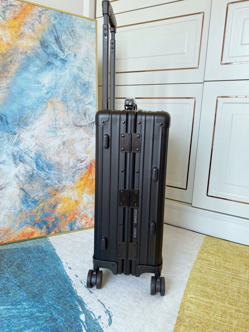 Rimowa Suitcase TimelessDesign 69329