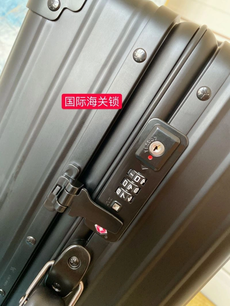 Rimowa Suitcase TimelessDesign 69329