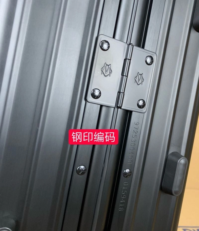 Rimowa Suitcase TimelessDesign 69329
