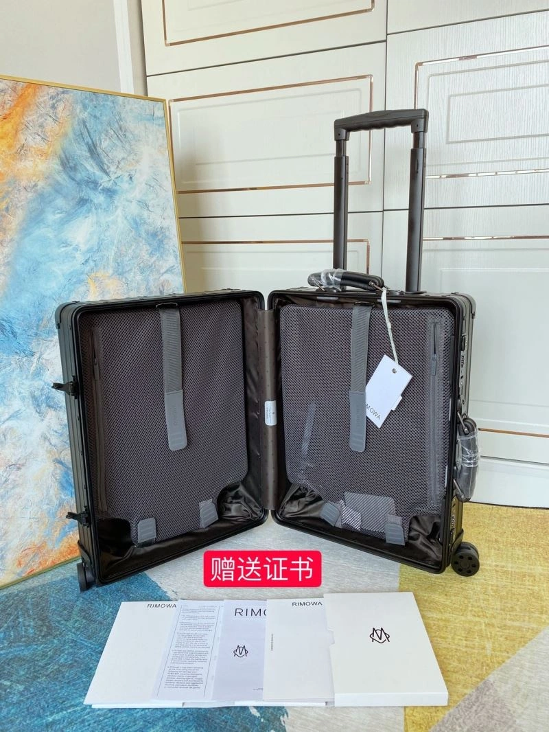 Rimowa Suitcase TimelessDesign 69329