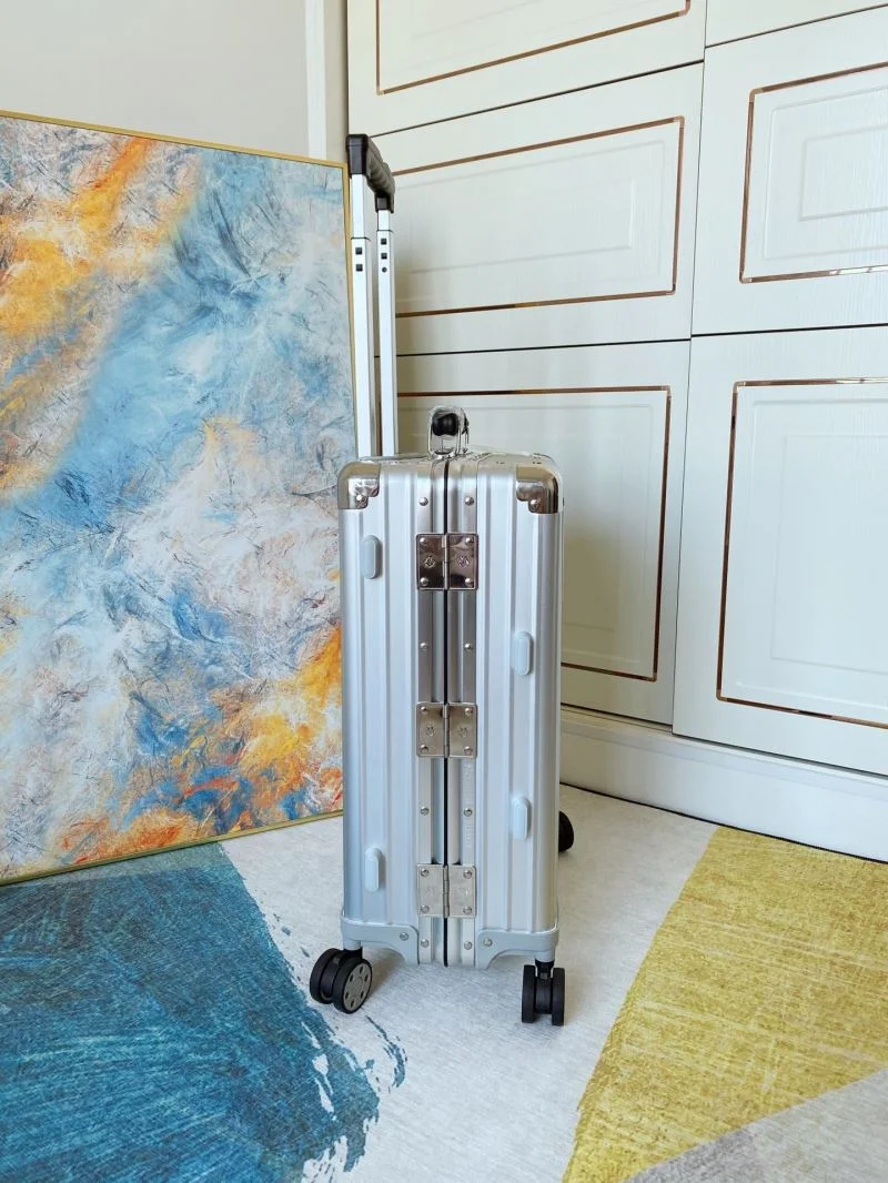 WaterResistant Rimowa Suitcase 37691