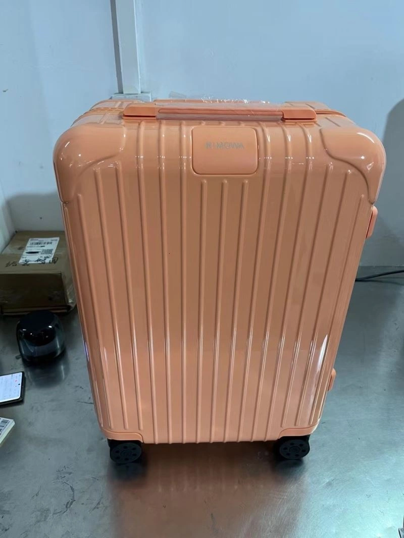 Rimowa Suitcase Sustainable 69283