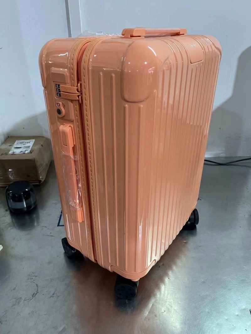 Rimowa Suitcase Sustainable 69283