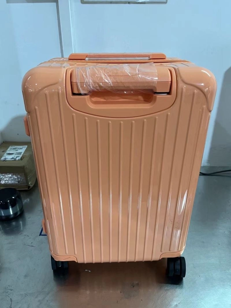 Rimowa Suitcase Sustainable 69283
