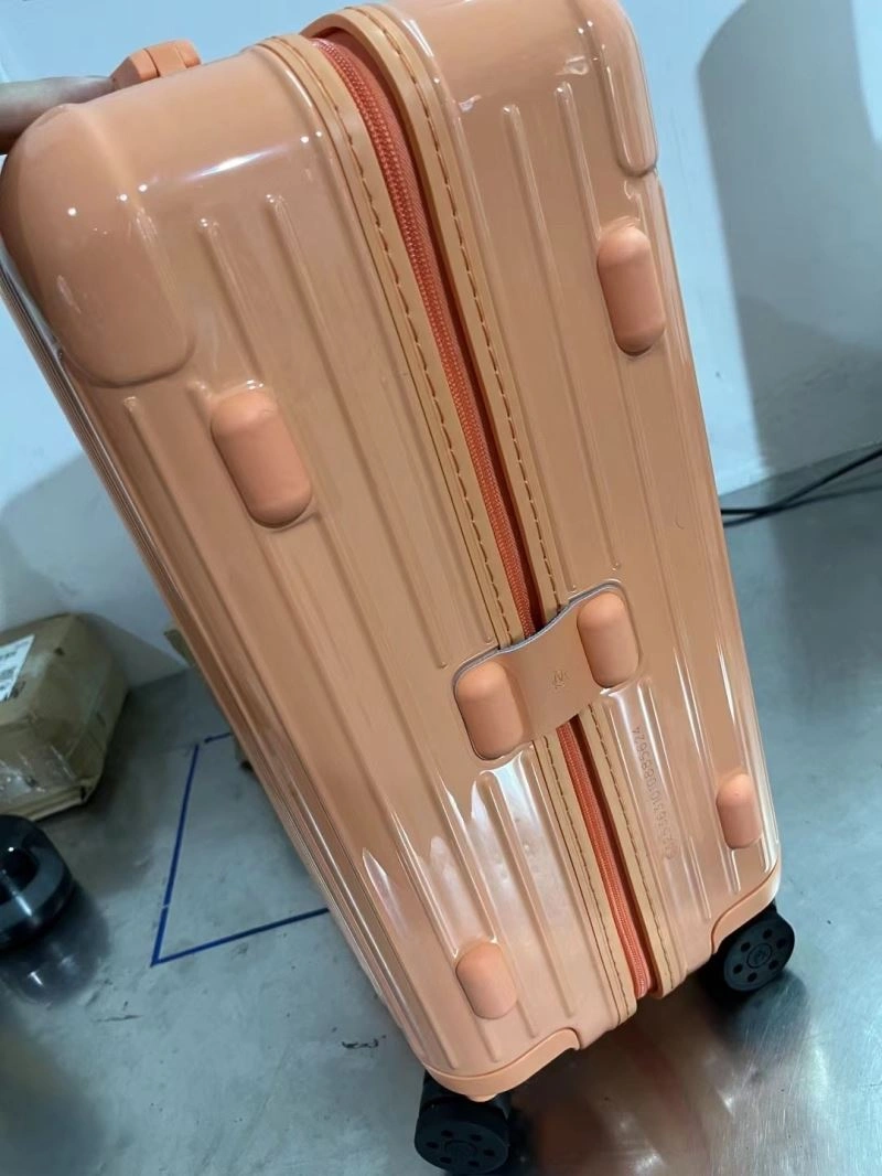 Rimowa Suitcase Sustainable 69283