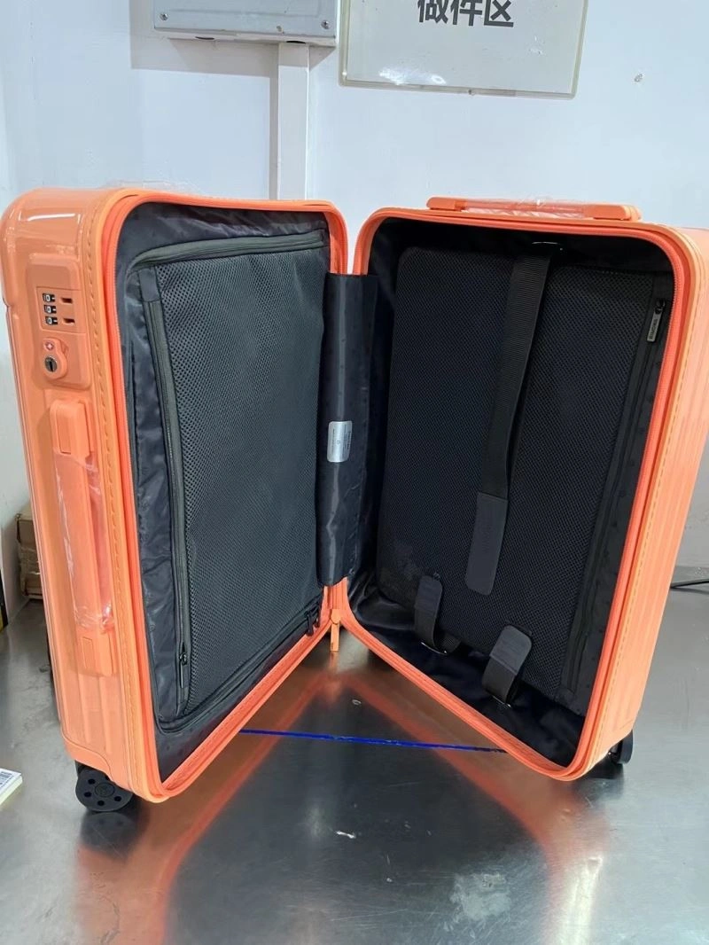 Rimowa Suitcase Sustainable 69283