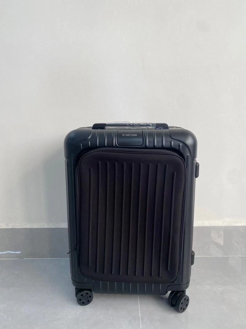 SmoothTexture Rimowa Suitcase 69271