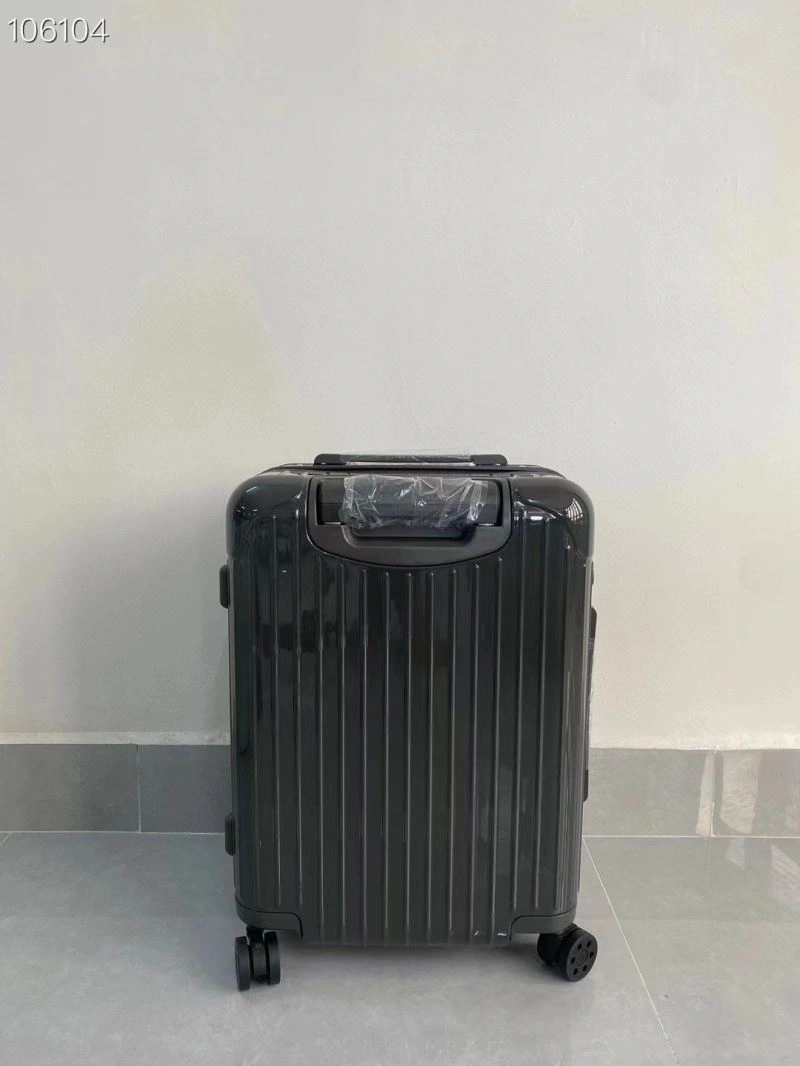 SmoothTexture Rimowa Suitcase 69271