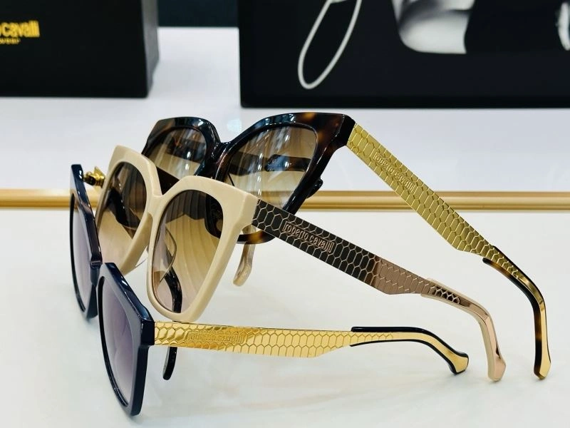 UrbanStyle Roberto Cavalli Sunglasses 282261