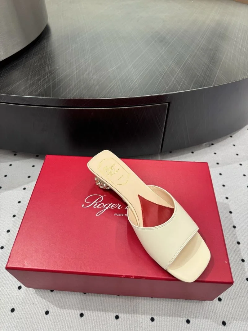 Roger Vivier Sandals EasyCare 11444