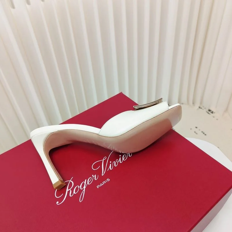 Roger Vivier Sandals Soft 11509
