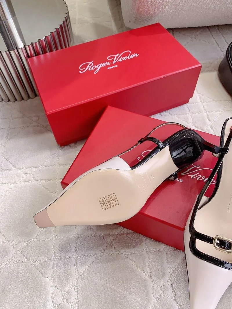 Roger Vivier Sandals Soft 9094