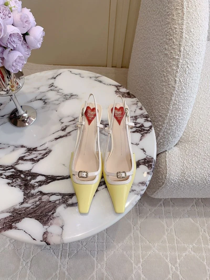 Sleek Roger Vivier Sandals 9076
