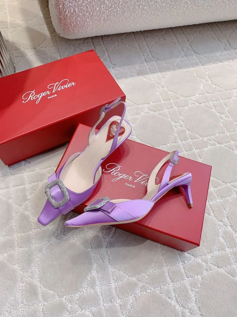 Compact Roger Vivier Sandals 9056