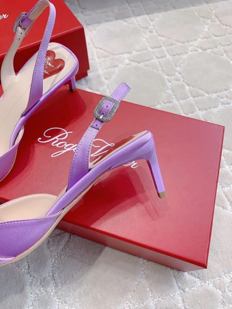 Compact Roger Vivier Sandals 9056