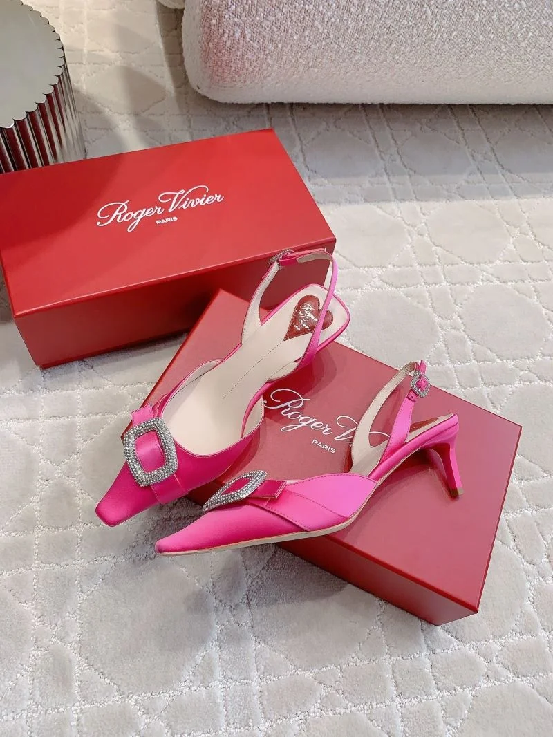 Sophisticated Roger Vivier Sandals 9062