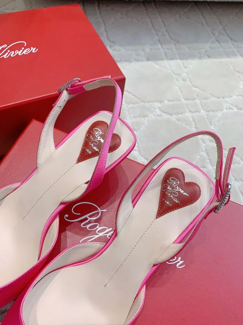 Sophisticated Roger Vivier Sandals 9062