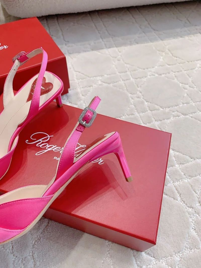 Sophisticated Roger Vivier Sandals 9062