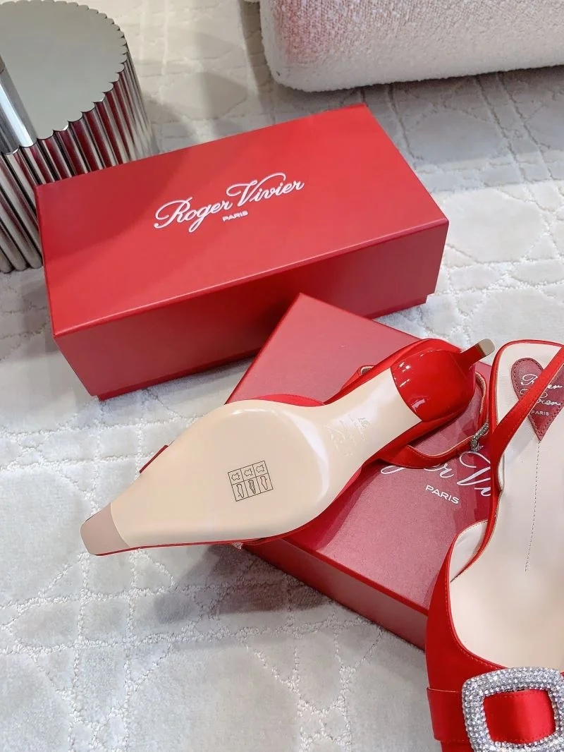 Trendy Roger Vivier Sandals 9071