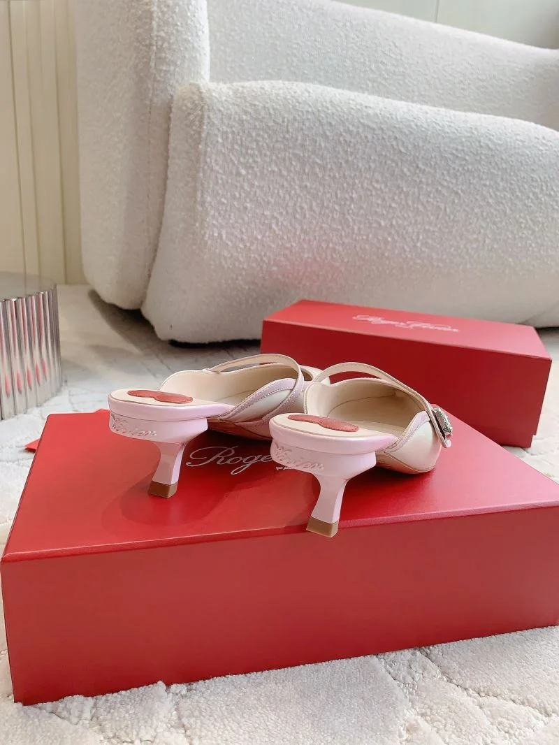 Roger Vivier Sandals Compact 9064