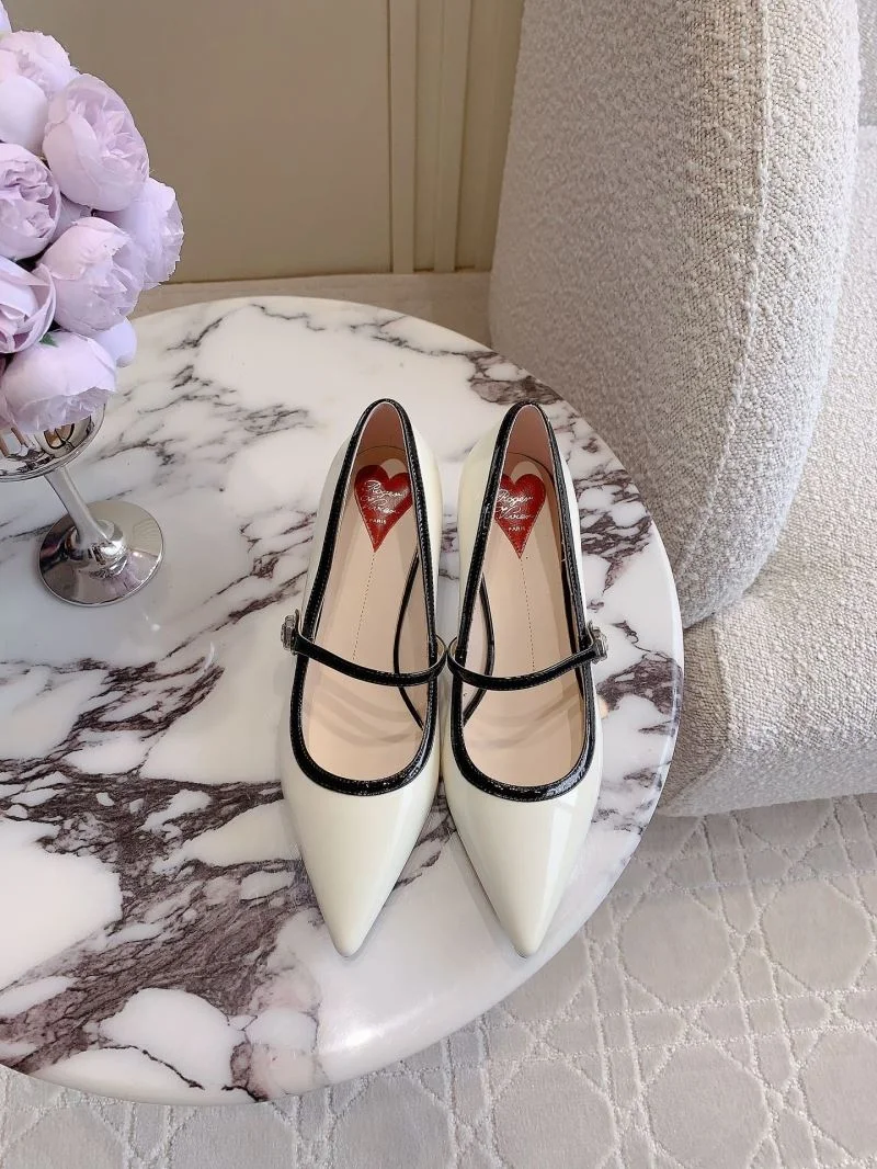 Youthful Roger Vivier Sandals 9047
