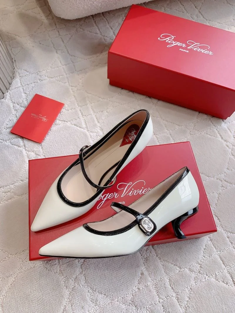 Youthful Roger Vivier Sandals 9047